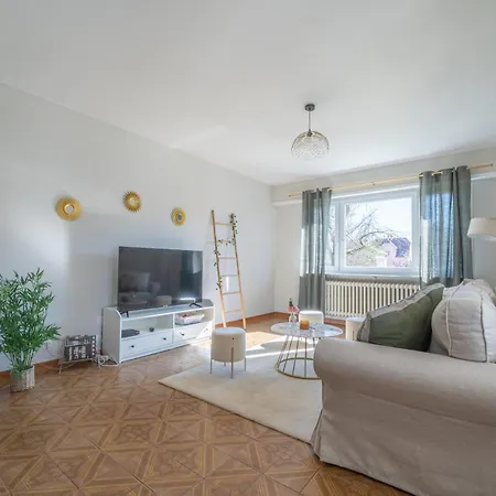 La Maison Royale - Terrasse Et Jardin Nyaraló