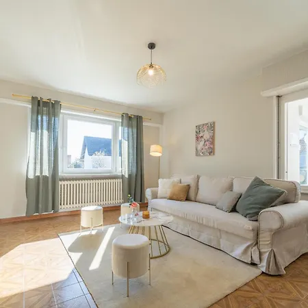 Holiday home La Maison Royale - Terrasse Et Jardin *